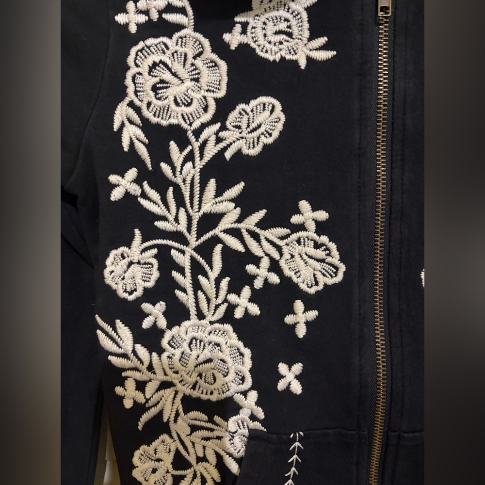 Y2K Black Zip Up Hoodie With Intricate White Floral Embroidery Fairy Grunge Boho - Picture 8 of 10